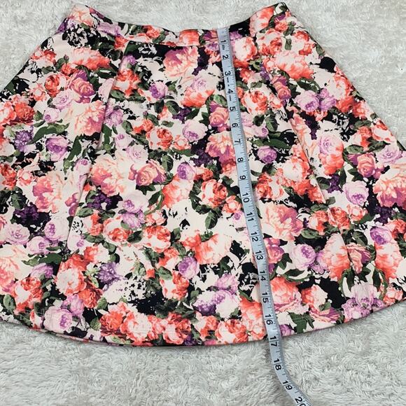 Lily Rose A Line flower scuba skirt, small - Picture 3 of 7